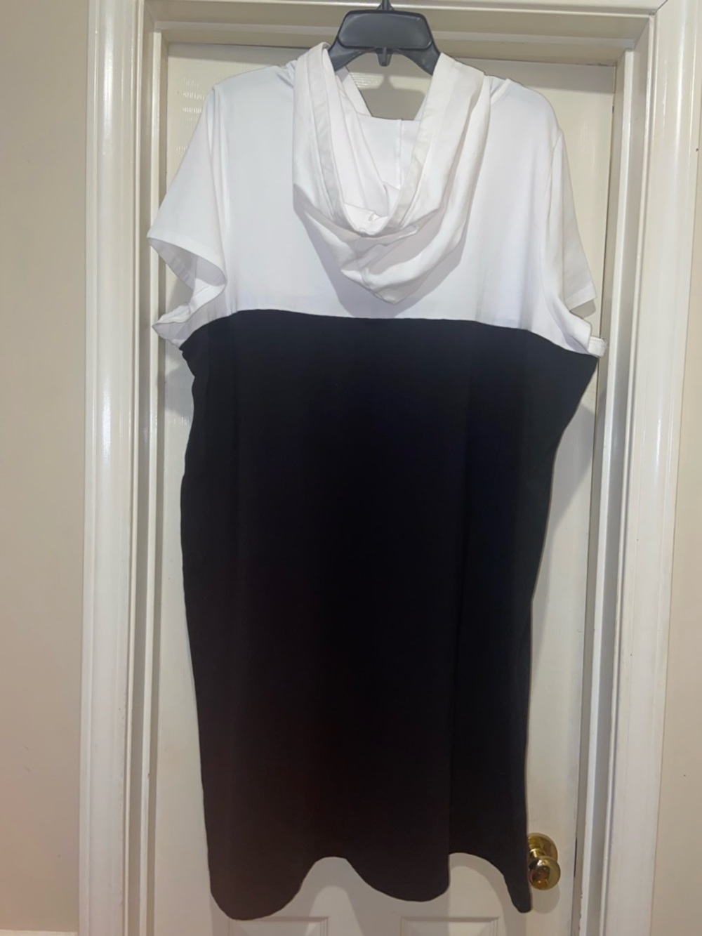 DKNY White and Black Logo Hooded Tee - Picture 2 of 4